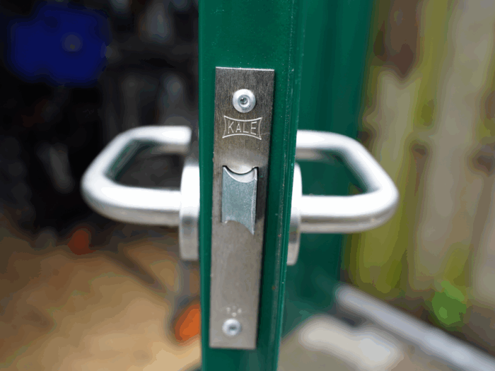 Abnehmbarer Stangenbehälter 3 × 2 Meter Grün RAL 6016 – Bild 3